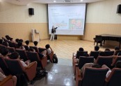 b_gc6Ud018svczlp5vo8x5ssf_wbpr9e.jpg